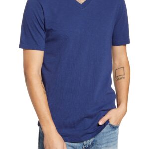V-neck-t-shirt